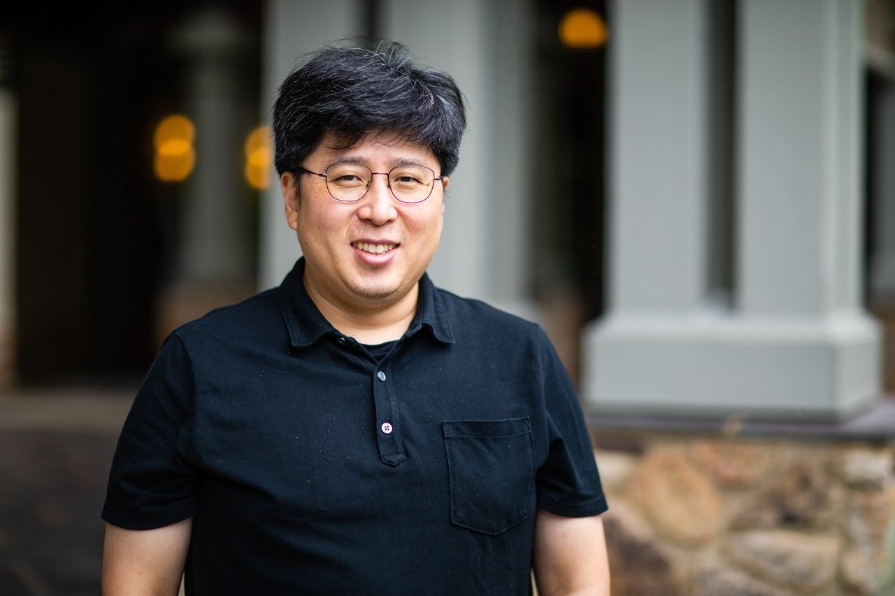 Sang Won Lee