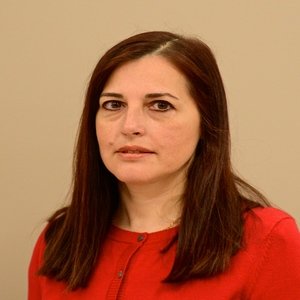 ALINA LAZAR