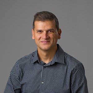 Dr. Hugo Valle