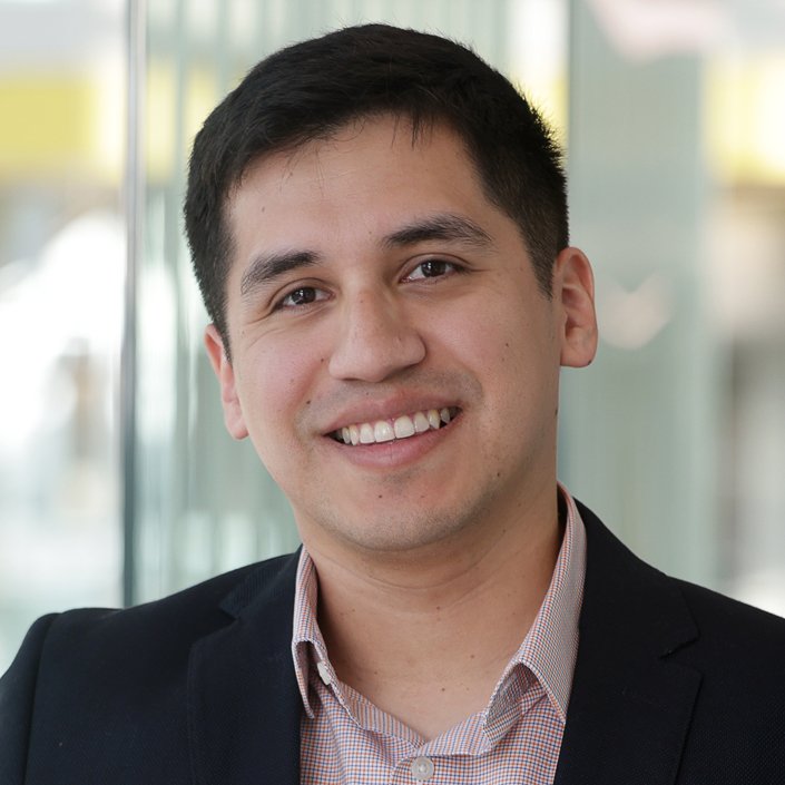 Dr. Alexander Rodríguez