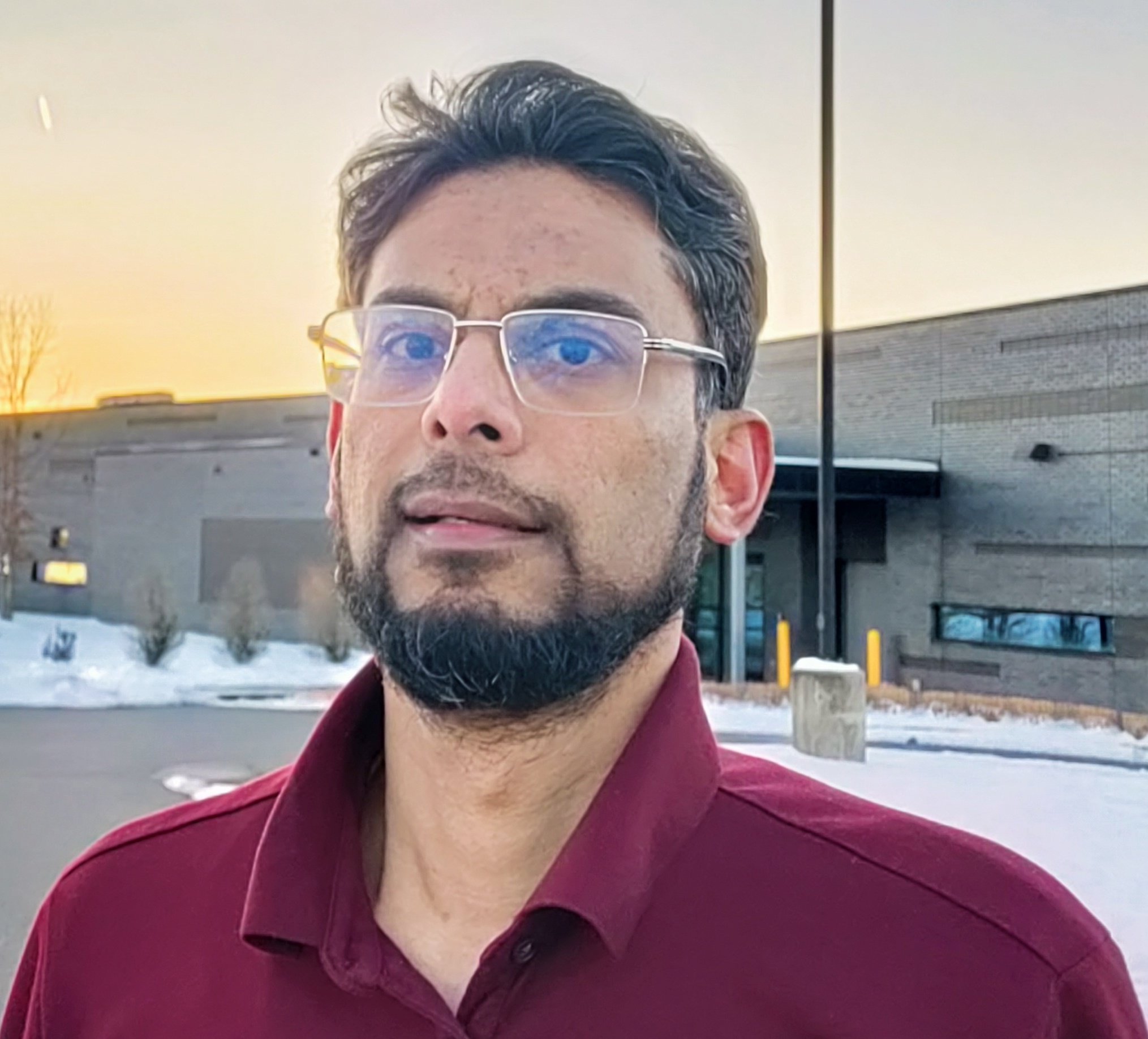 Dr. Manar Samad